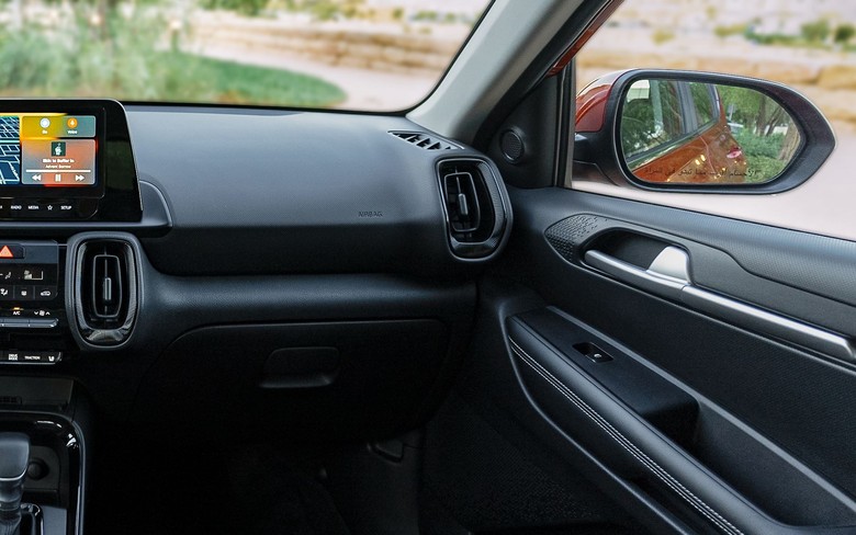 Kia Sonet 2025 Glovebox