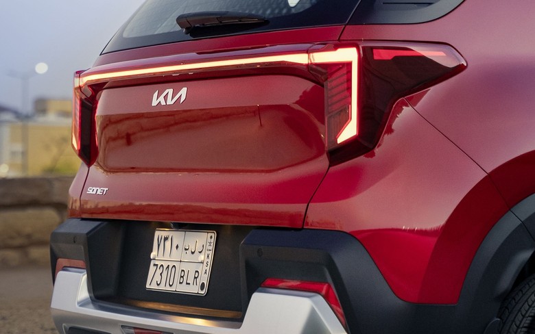 Kia Sonet 2025 Tail lights