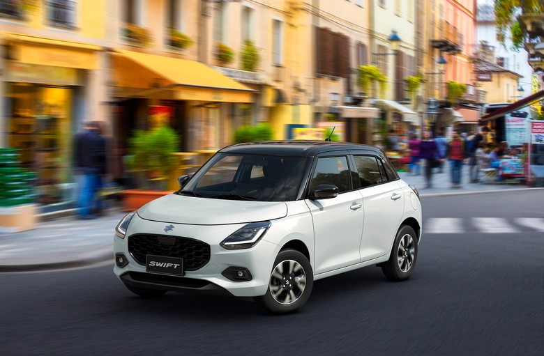 Suzuki Swift 2025 Front Left