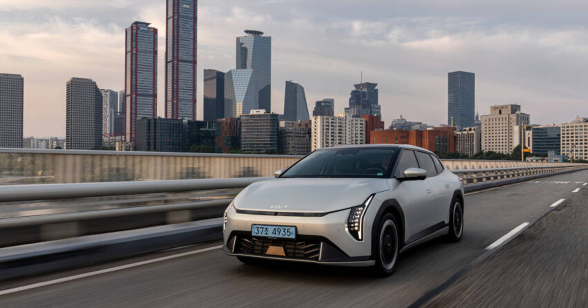 Kia EV4 Officially Revealed: Full Specs, Trims, and Global Rollout Plans Kia EV4 Officially Revealed: Full Specs, Trims, and Global Rollout Plans