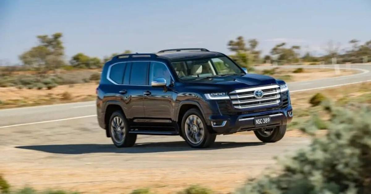 Toyota Confirms 2026 Land Cruiser 300 Hybrid with UAE Launch Toyota Confirms 2026 Land Cruiser 300 Hybrid with UAE Launch