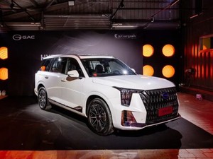 2026 GAC GS8 Hybrid and Traveller Debut with Strong Features and Value 