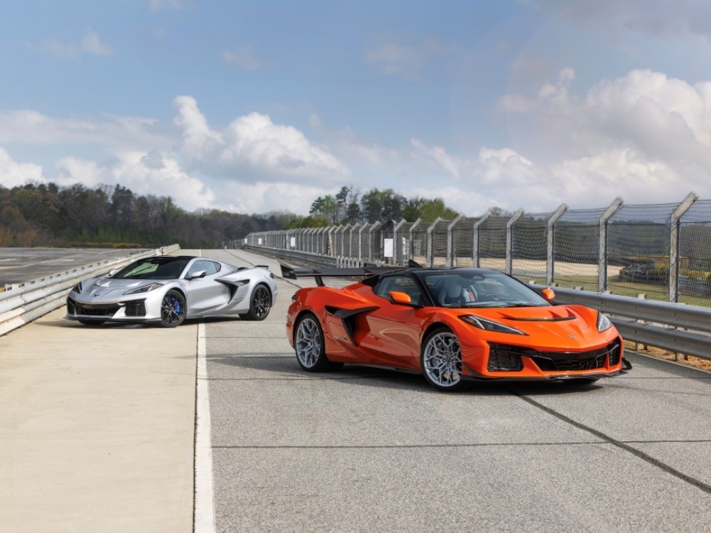 Chevrolet CORVETTE ZR1 On Road