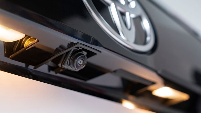 Toyota Innova 2025 Rear View Camera