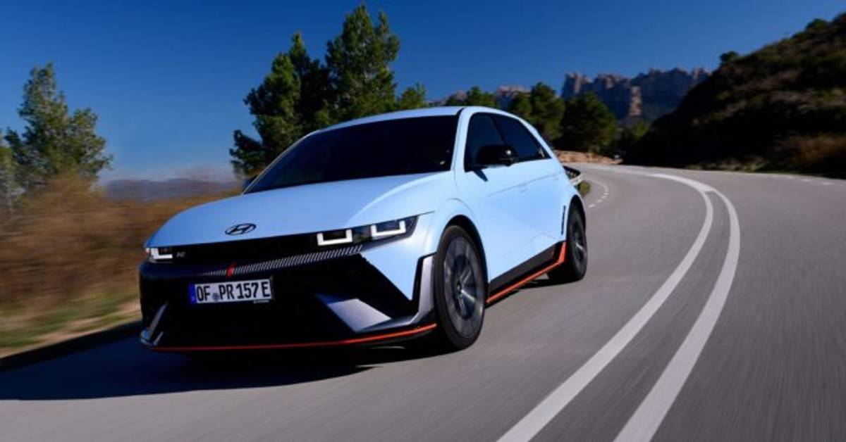 Hyundai IONIQ 5 N Wins Five-Star Car Award at 2025 Autocar Awards