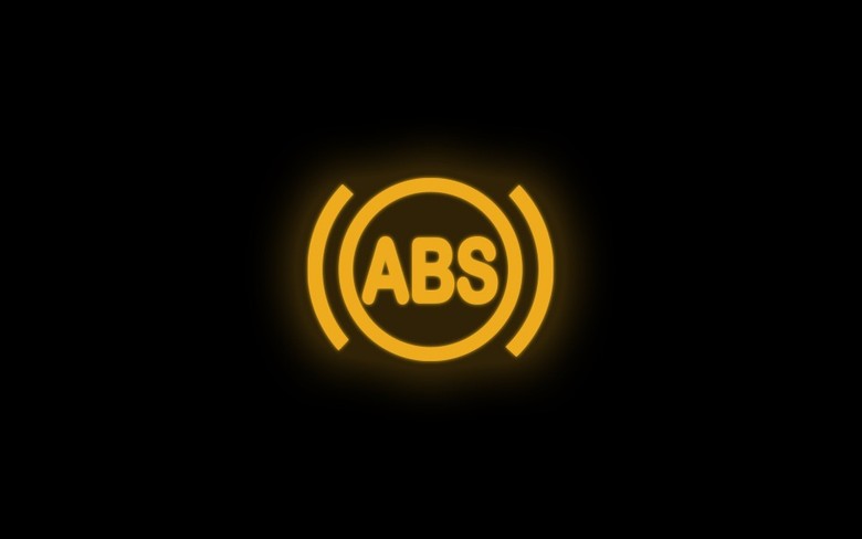 Toyota Corolla Cross 2025 ABS