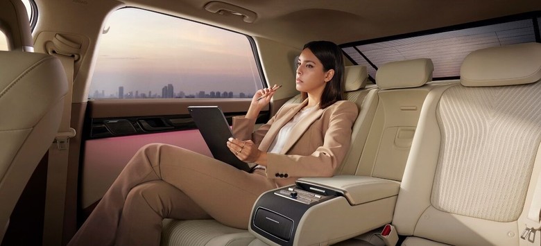 Hyundai Azera 2025 Rear Seat