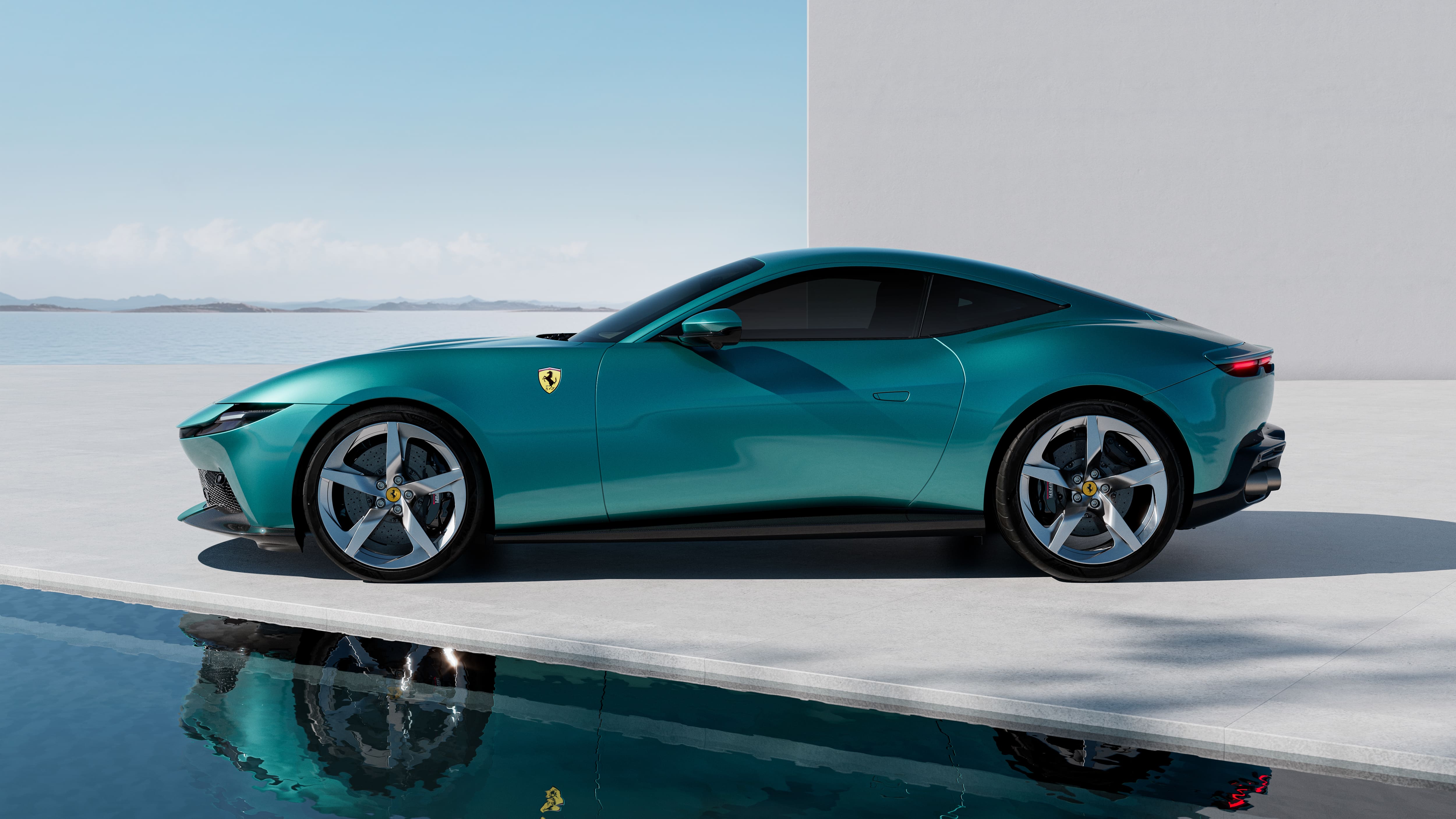 Farrari Amalfi Side View