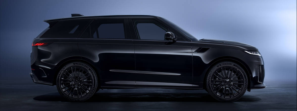 RANGE ROVER SPORT SV BLACK SIDE VIEW