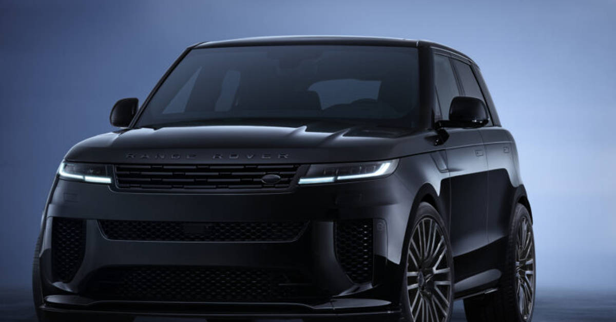 Range Rover Sport SV Black Unveiled with Monochrome Styling Range Rover Sport SV Black Unveiled with Monochrome Styling