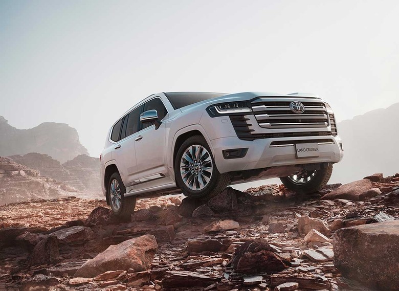 Toyota Land Cruiser Off-roading