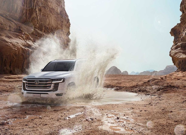 Toyota Land Cruiser Off-roading