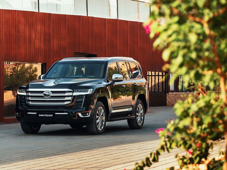 Toyota Land Cruiser on City Roads