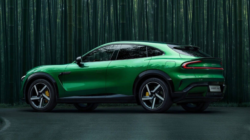 Xiaomi YU7 Side View