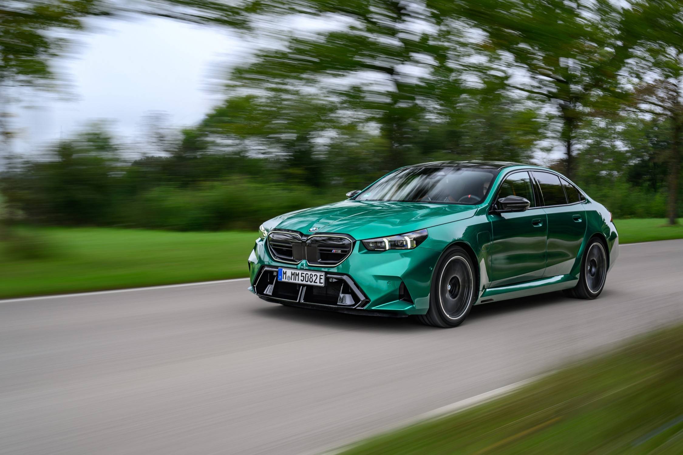 BMW M5 Exterior