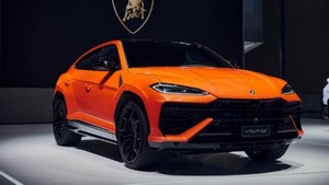 Lamborghini's Shift in Strategy - Urus EV Delayed, New PHEV SUV Set for 2029