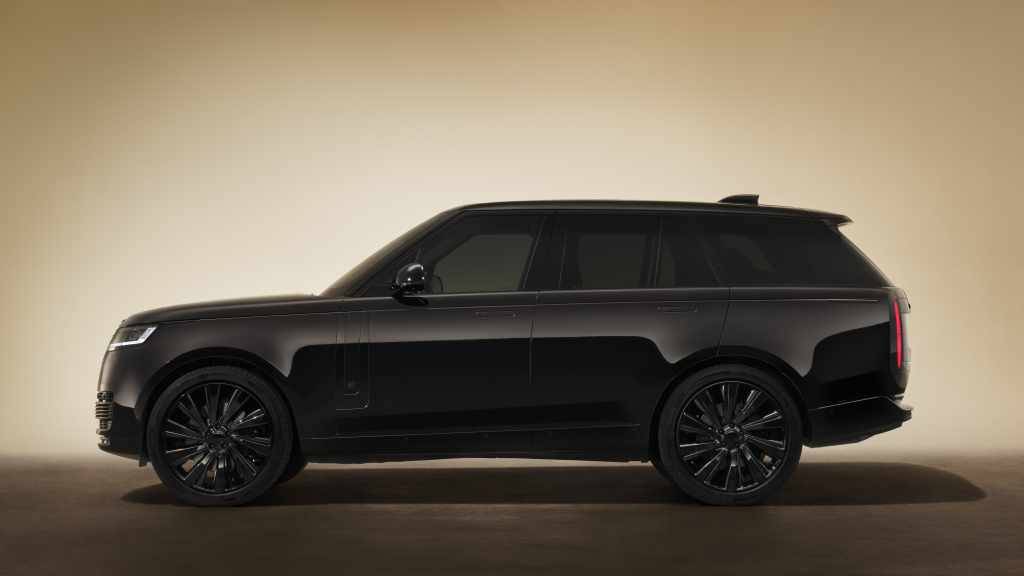 Range Rover SV Black Side View