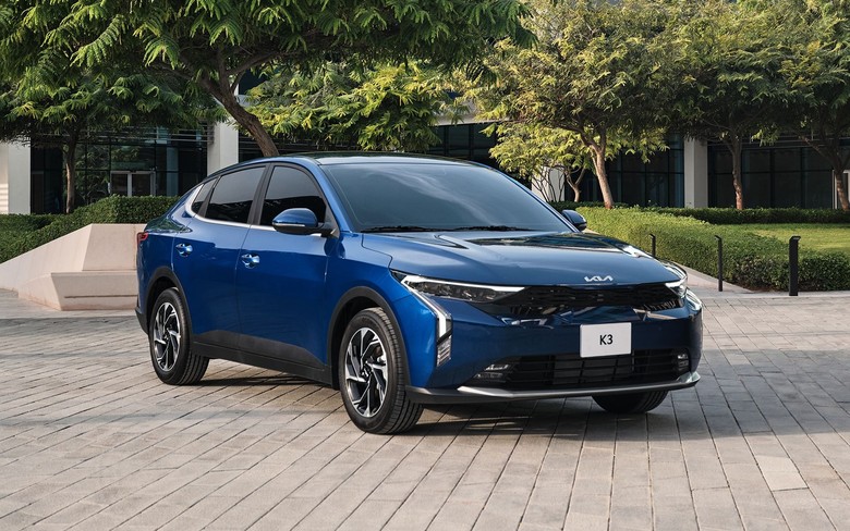 Kia K3 Front Right