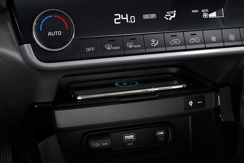 Kia Seltos 2025 Wireless charging