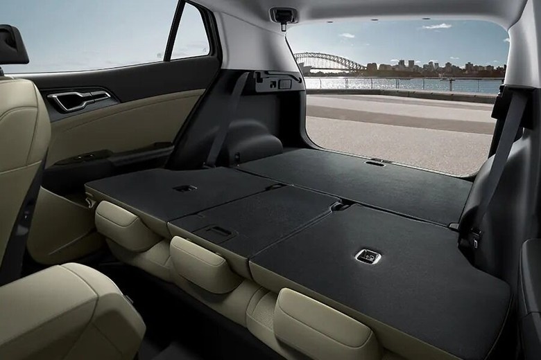 Kia Sportage L 2025 Trunk