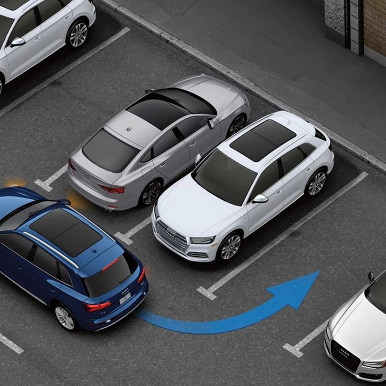Audi Q5 Auto Parking