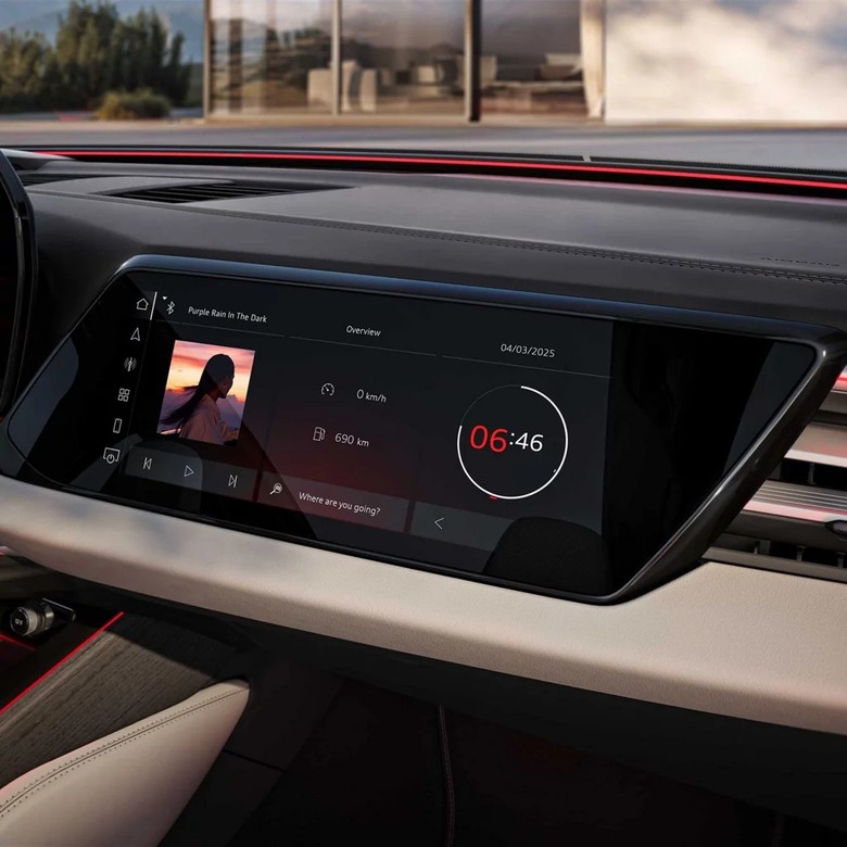 Audi A6 Avant Passenger Display