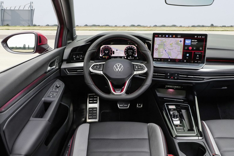Volkswagen Golf GTI 2025 Dashboard