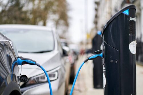 Here Are The Top Plug-In Hybrid Cars In UAE (2025 - 2026)! Here Are The Top Plug-In Hybrid Cars In UAE (2025 - 2026)!