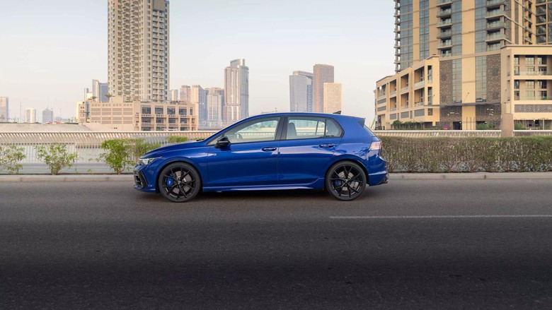 Volkswagen Golf R Left Side