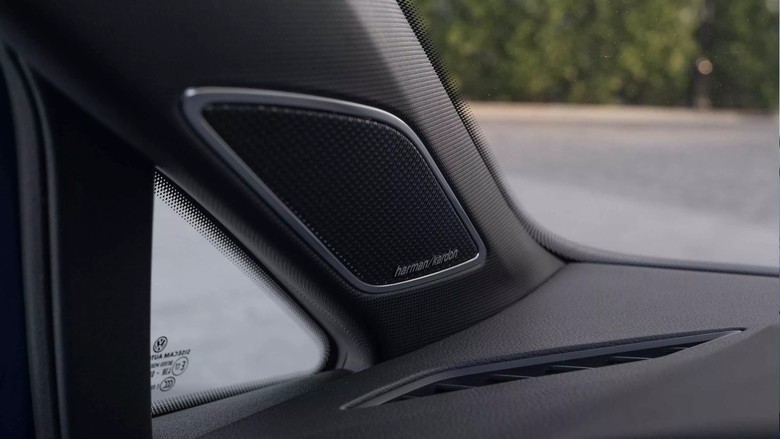 Volkswagen Golf R Speakers