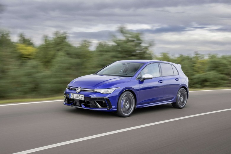 Volkswagen Golf R Front Left