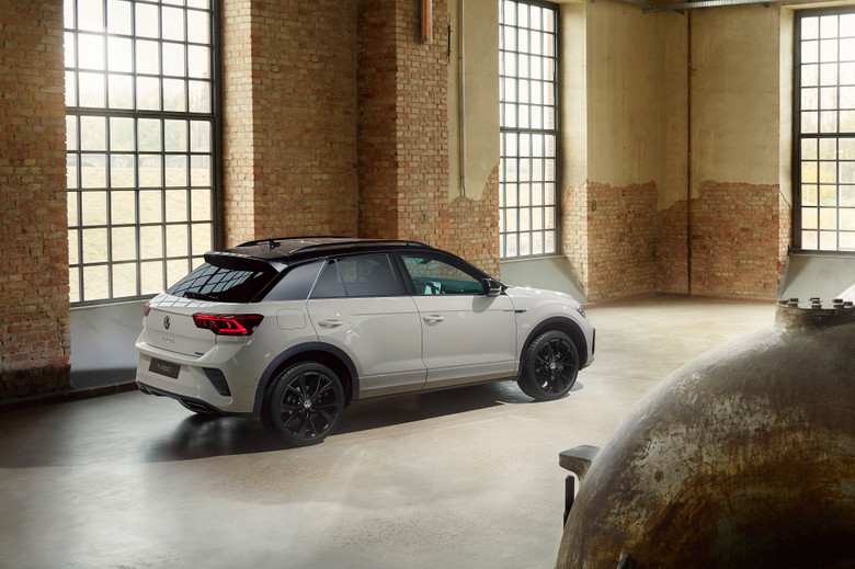 Volkswagen T-Roc Top View