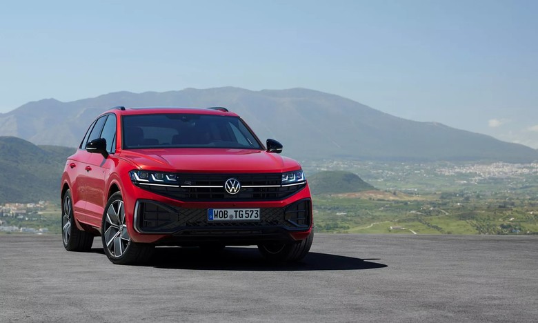 Volkswagen Touareg R-Line cover