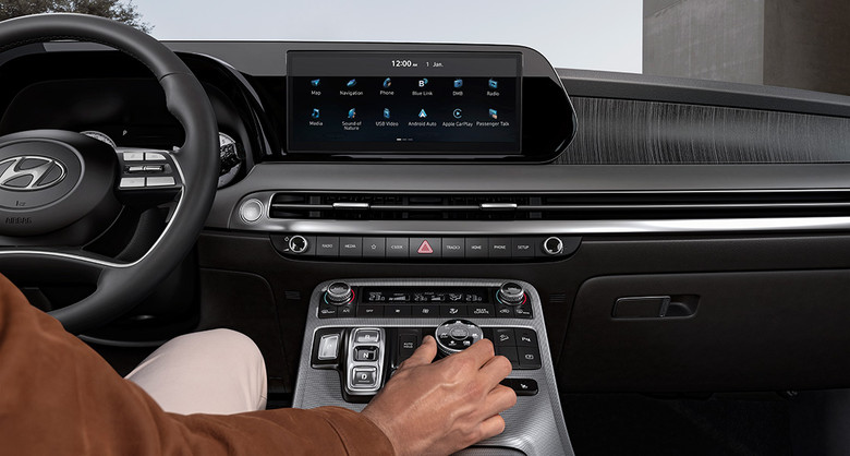 Hyundai Palisade Center console