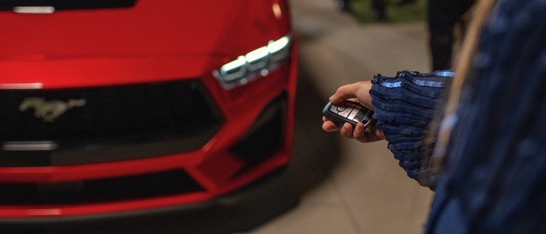 Ford Mustang 2025 Smart Key