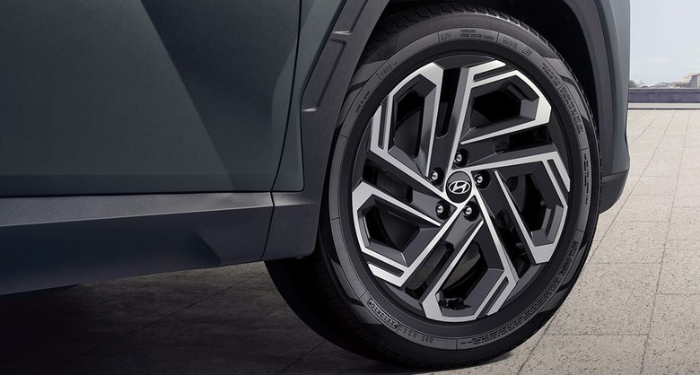 Hyundai Tucson Alloy Wheels