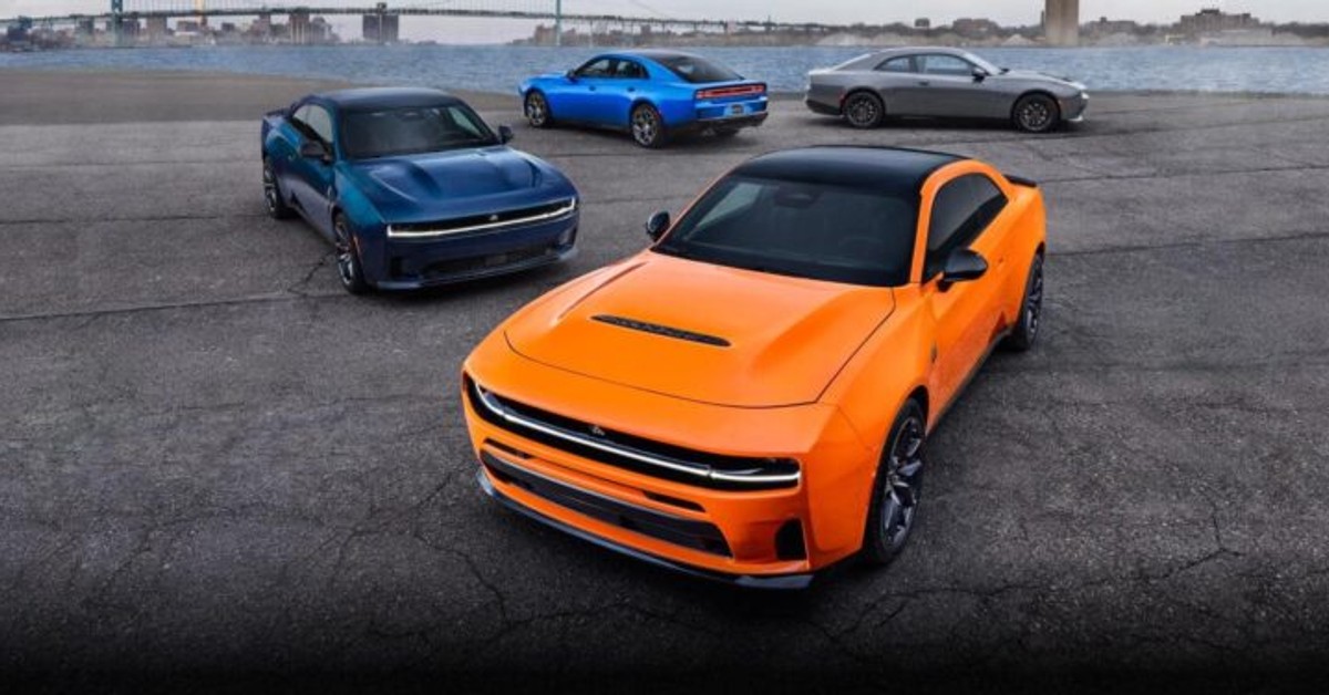 2026 Dodge Charger Sixpack Debuts with Lower Price Tag than EV