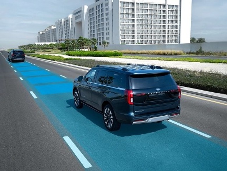 Ford Expedition Smart Cruise Control