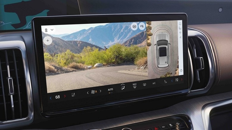 Ford Expedition 360 degree camera