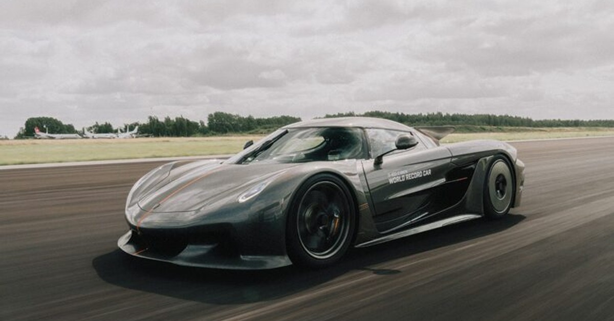 Koenigsegg Jesko Absolut reclaims the 0-400 kmph world record from the Rimac Koenigsegg Jesko Absolut reclaims the 0-400 kmph world record from the Rimac