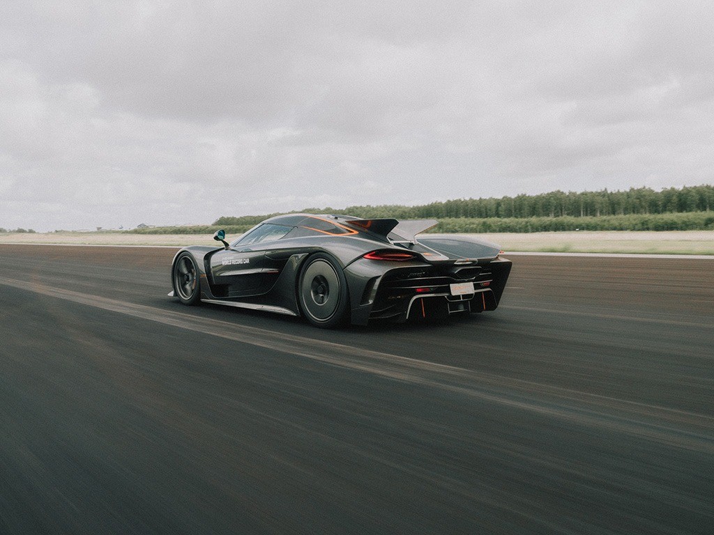 Koenigsegg Jesko Absolut Rear Side View