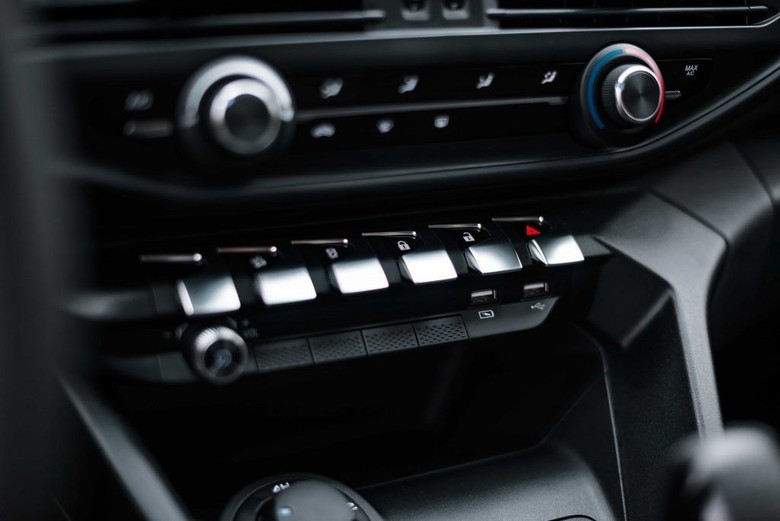 Changan Hunter Air Conditioning  Controls