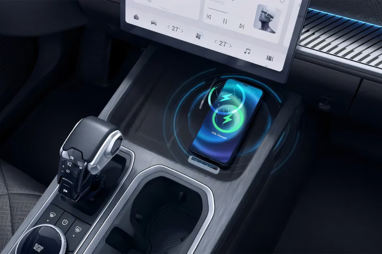 Jaecoo J5 Wireless charging