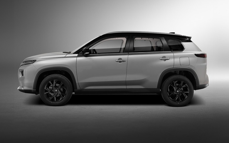 Toyota Urban Cruiser 2026 Side View