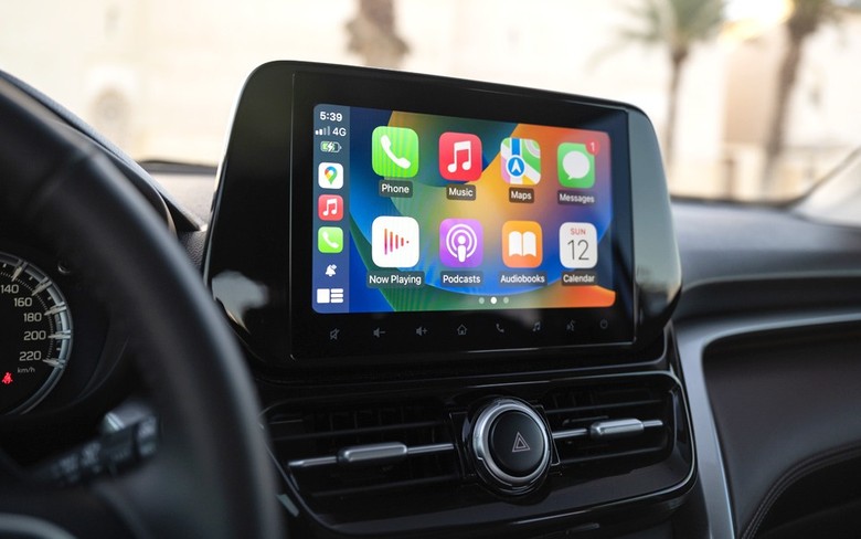Toyota Urban Cruiser 2026 Center touchscreen