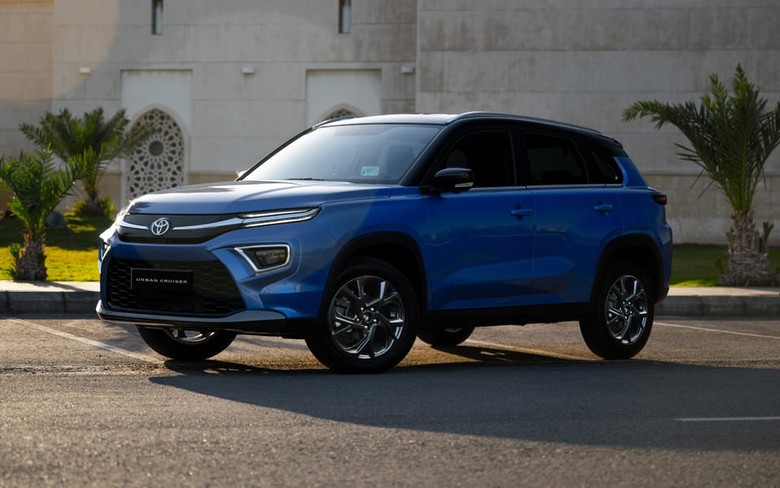 Toyota Urban Cruiser 2026 Side View