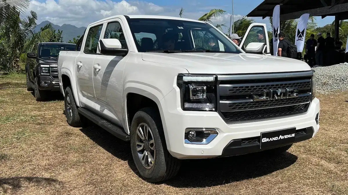 JMC Grand Avenue Road Test