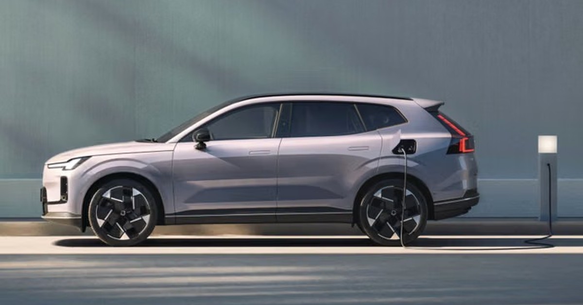 Volvo XC70 Revealed in China, Could Arrive in the UAE