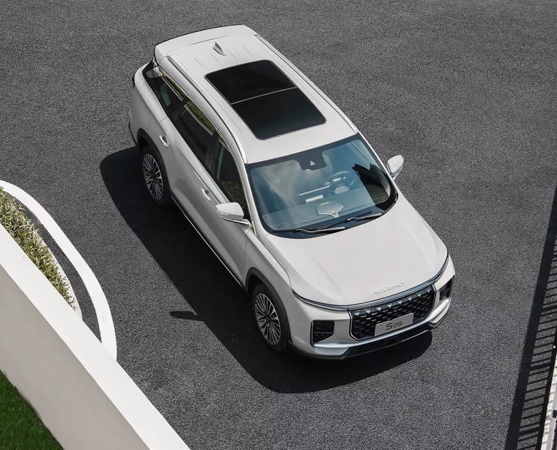 Soueast S09 Top view