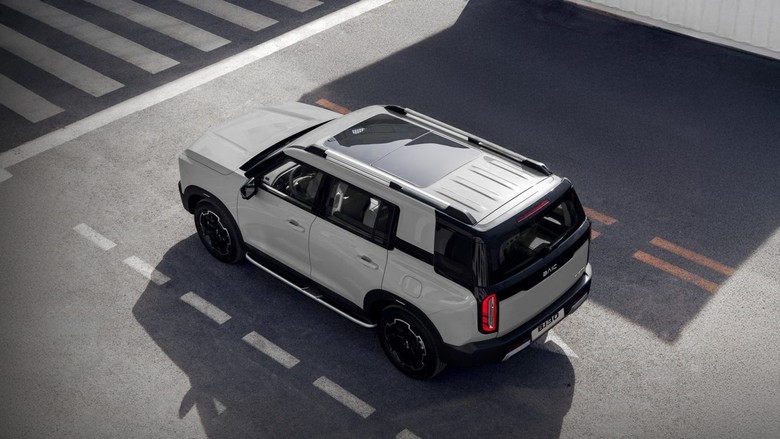 BAIC BJ30 aerial View in city